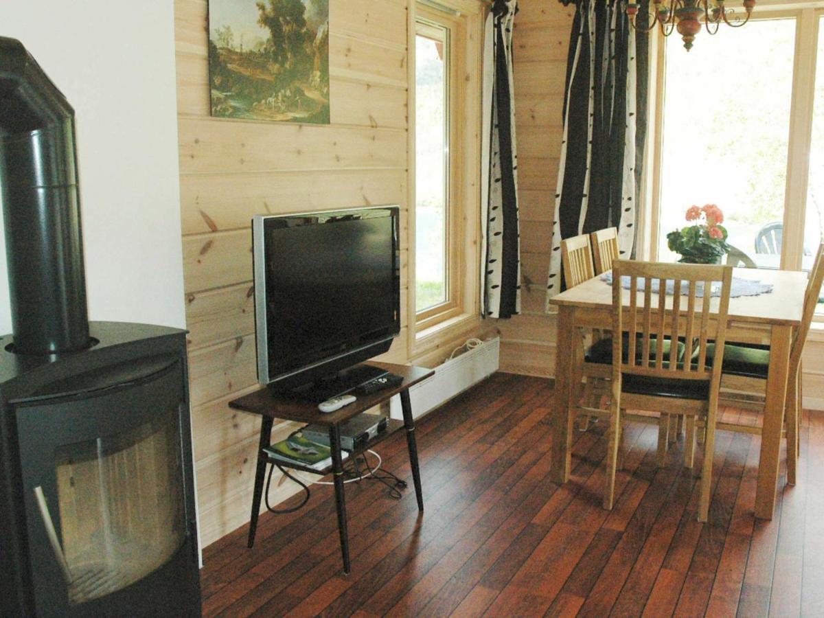 Two-Bedroom Holiday Home In Olden 3 ภายนอก รูปภาพ